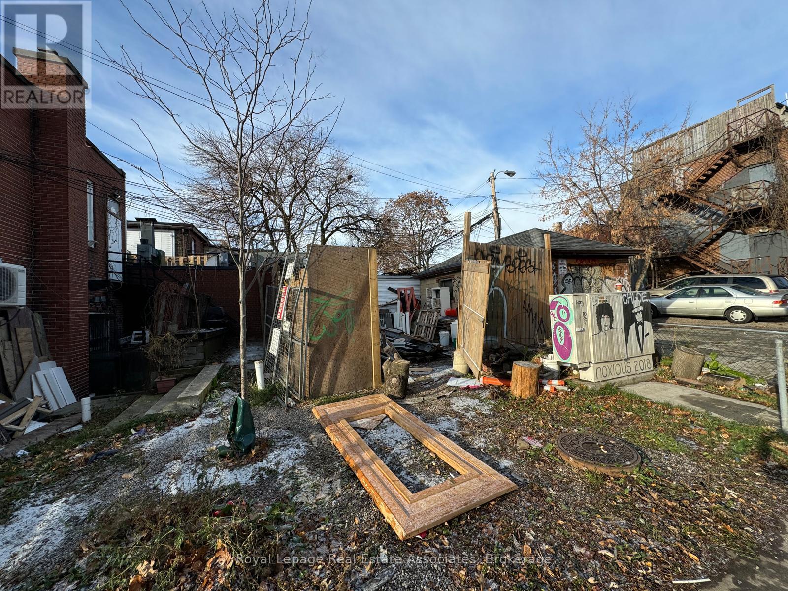 (Rear) - 6 Markham Street, Toronto, Ontario  M6J 1E4 - Photo 10 - C12653728