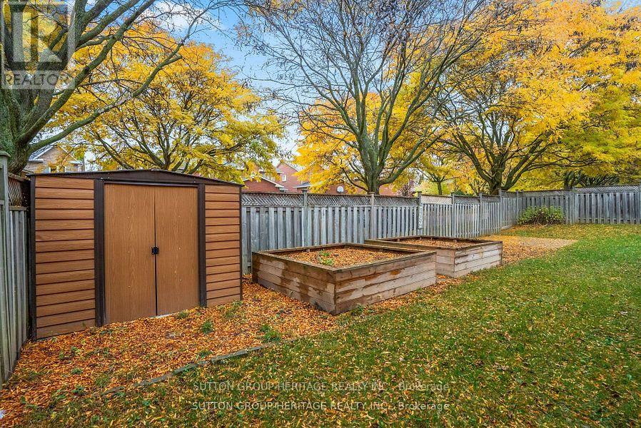 16 Mantell Crescent, Ajax, Ontario  L1T 3N6 - Photo 12 - E12653736