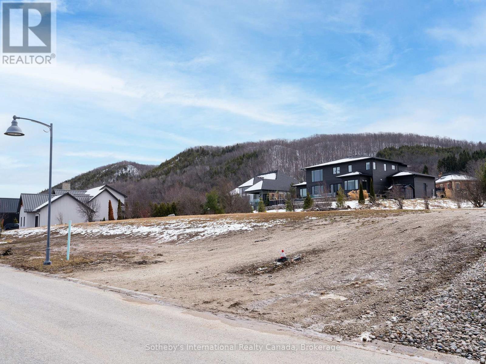 106 Stone Zack Lane, Blue Mountains, Ontario  N0H 1J0 - Photo 5 - X12653764