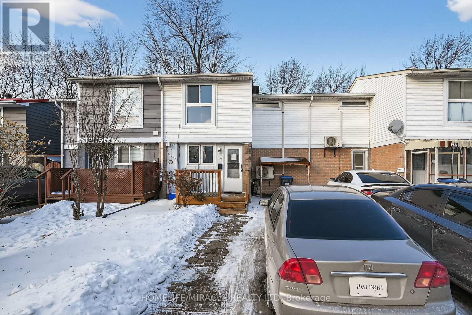 19 HINDQUARTER COURT, Brampton, Ontario