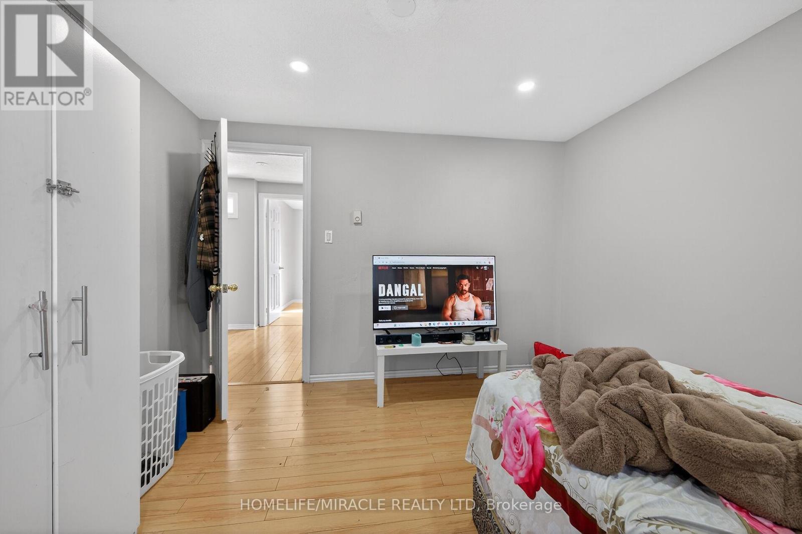 19 Hindquarter Court, Brampton (Central Park), Ontario  L6S 2C3 - Photo 23 - W12652510