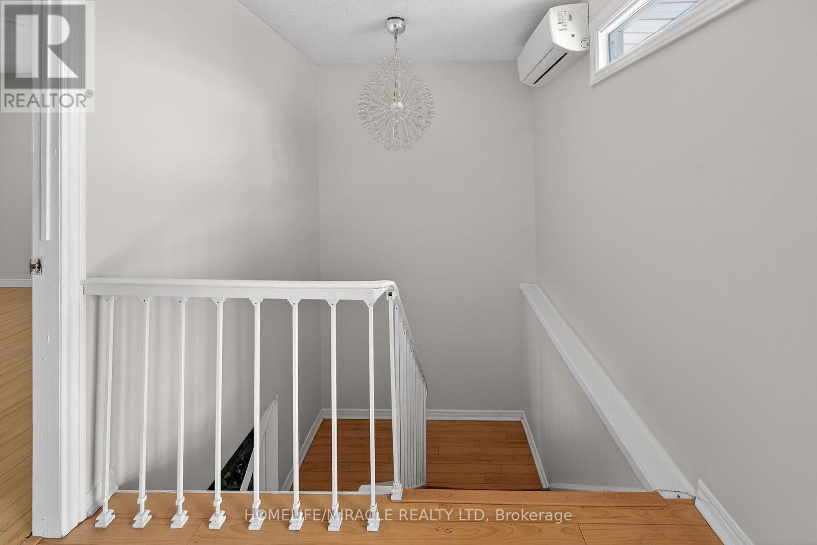 19 Hindquarter Court, Brampton (Central Park), Ontario  L6S 2C3 - Photo 27 - W12652510