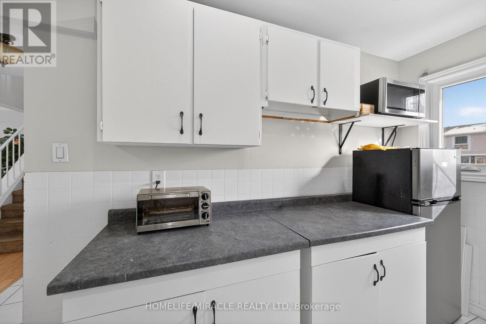 19 Hindquarter Court, Brampton (Central Park), Ontario  L6S 2C3 - Photo 14 - W12652510