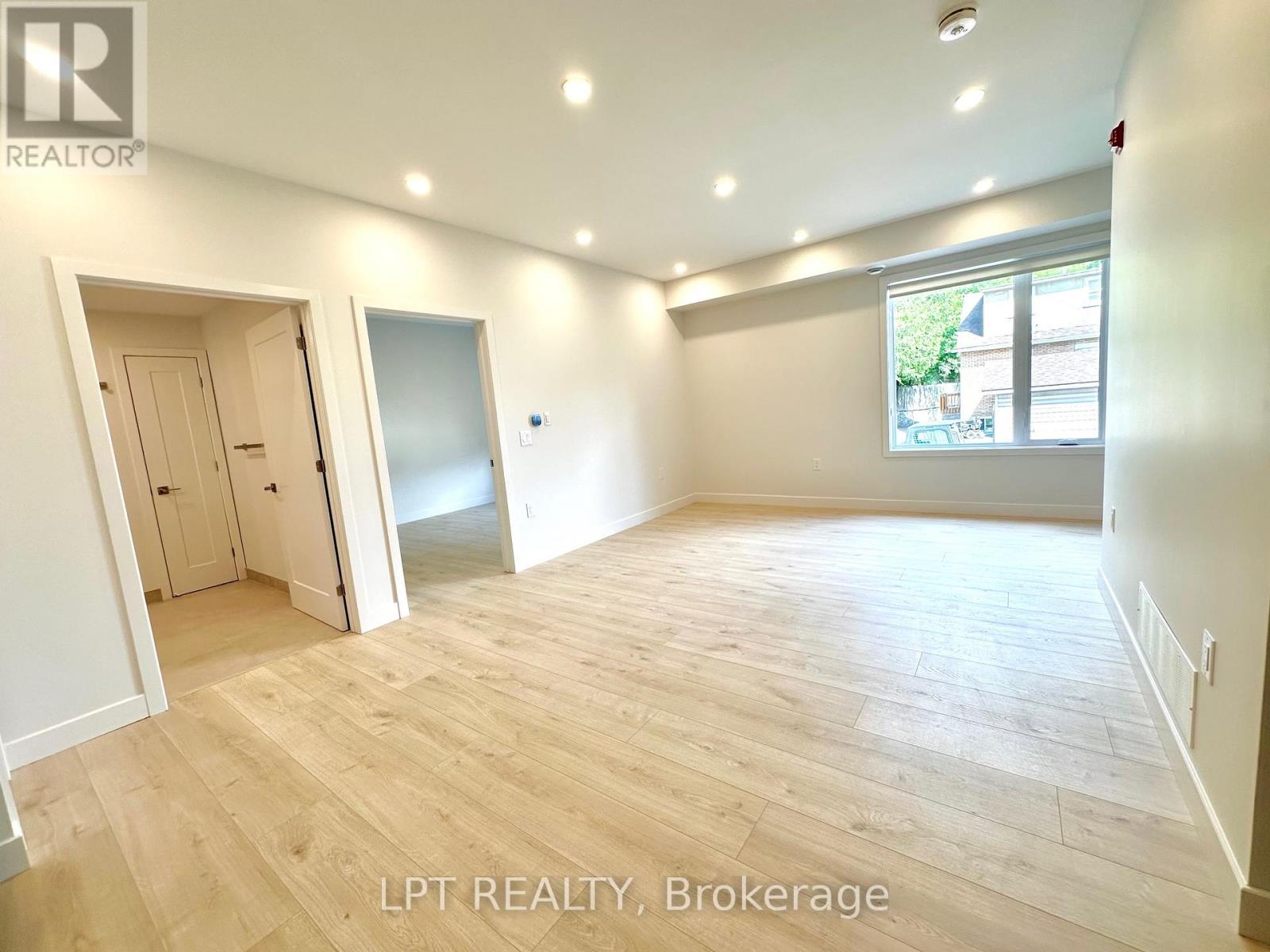 4 - 254 Garneau Street, Ottawa, Ontario  K1L 7T8 - Photo 5 - X12278537