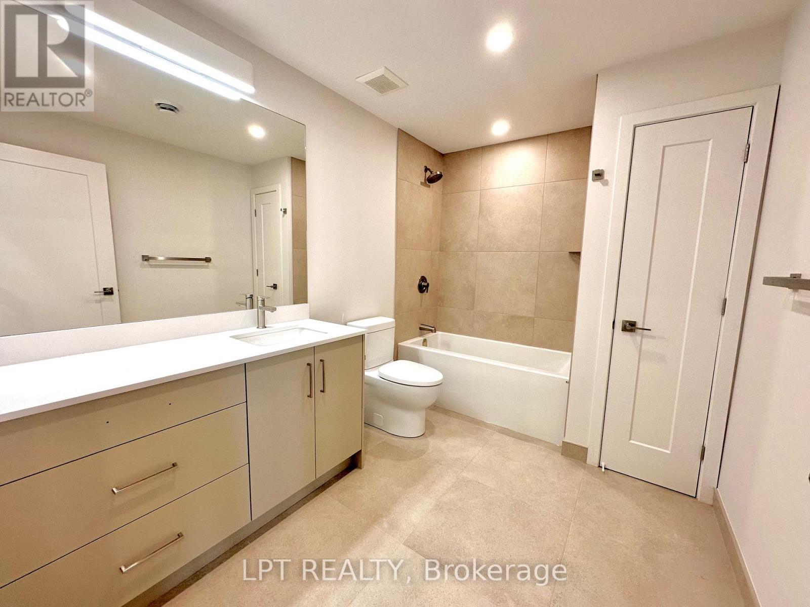 4 - 254 Garneau Street, Ottawa, Ontario  K1L 7T8 - Photo 3 - X12278537