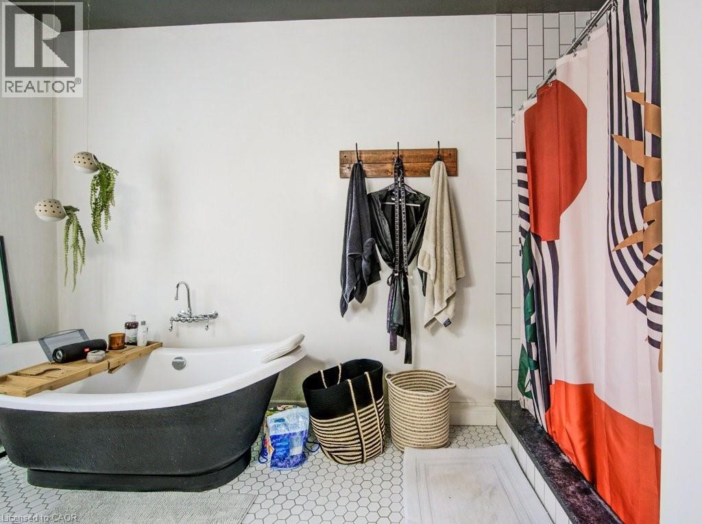 57 Glasgow Street, Kitchener, Ontario  N2G 2G8 - Photo 16 - 40795375