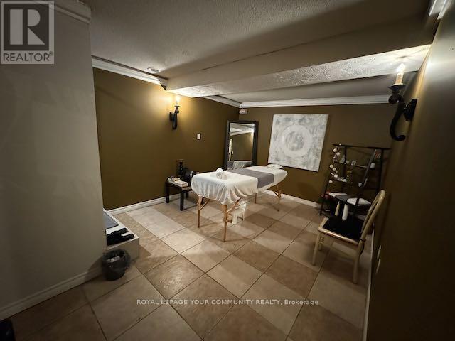 B - 245 Gerrard Street E, Toronto, Ontario  M5A 2G1 - Photo 4 - C12653768