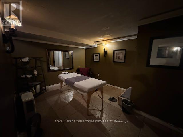 B - 245 Gerrard Street E, Toronto, Ontario  M5A 2G1 - Photo 7 - C12653768