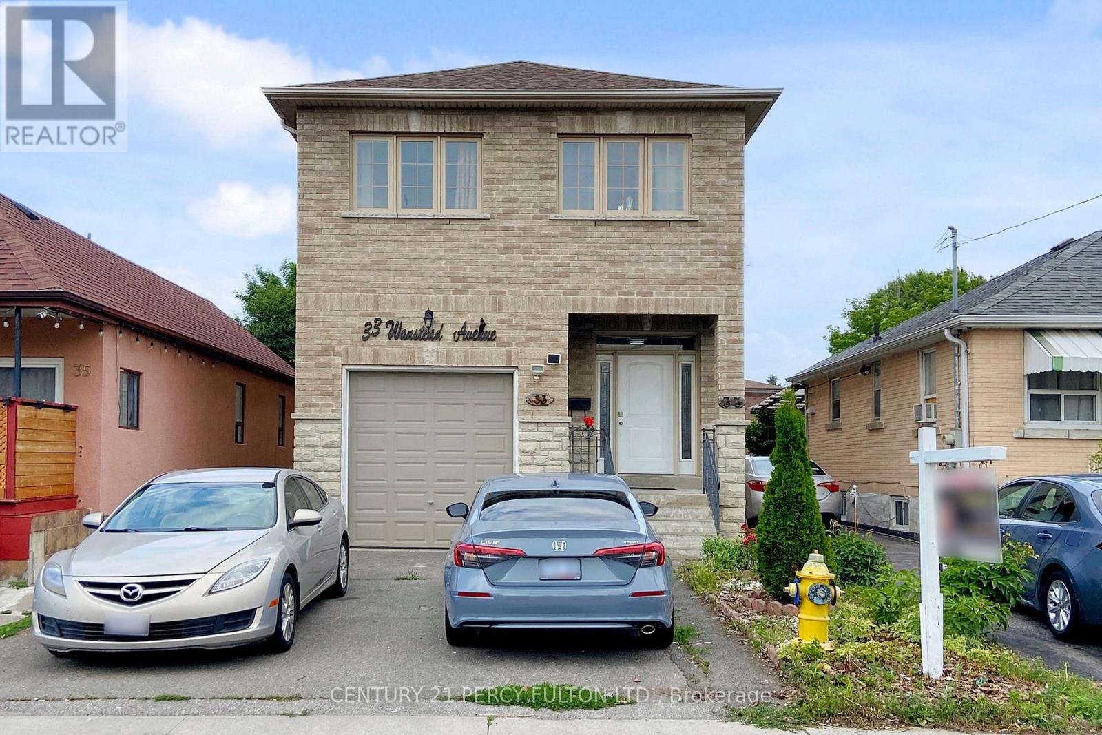 33 WANSTEAD AVENUE, Toronto, Ontario