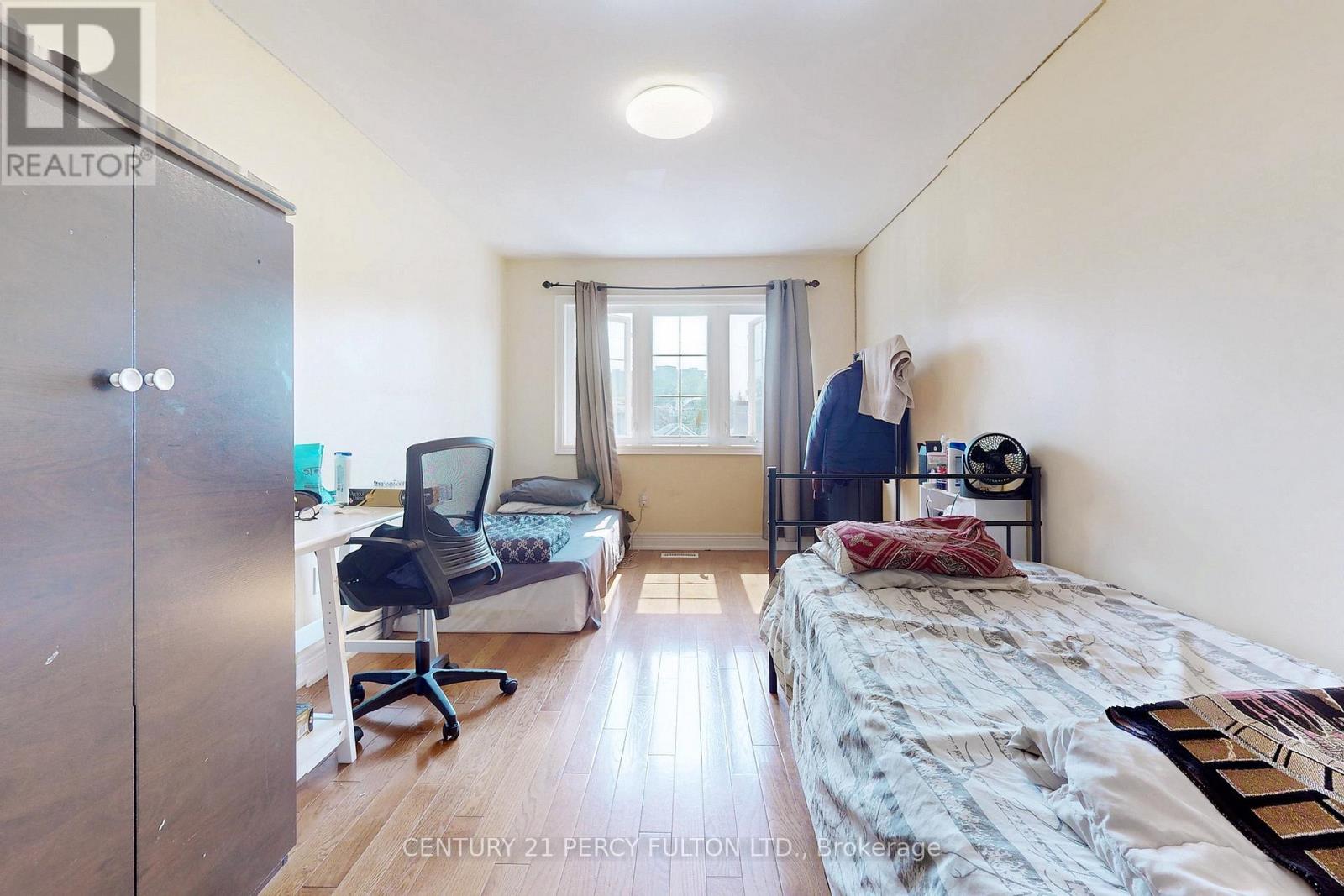 33 Wanstead Avenue, Toronto, Ontario  M1L 3L3 - Photo 18 - E12653744