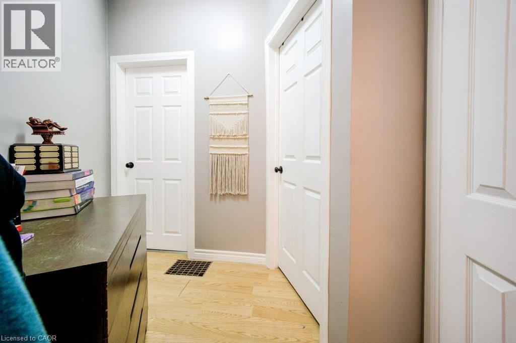 57 Glasgow Street, Kitchener, Ontario  N2G 2G8 - Photo 14 - 40795377