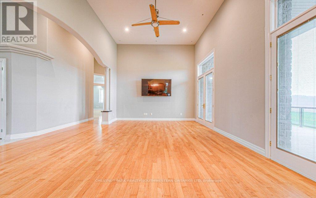 2930 Notre Dame Drive, Wilmot, Ontario  N0B 2L0 - Photo 8 - X12653748