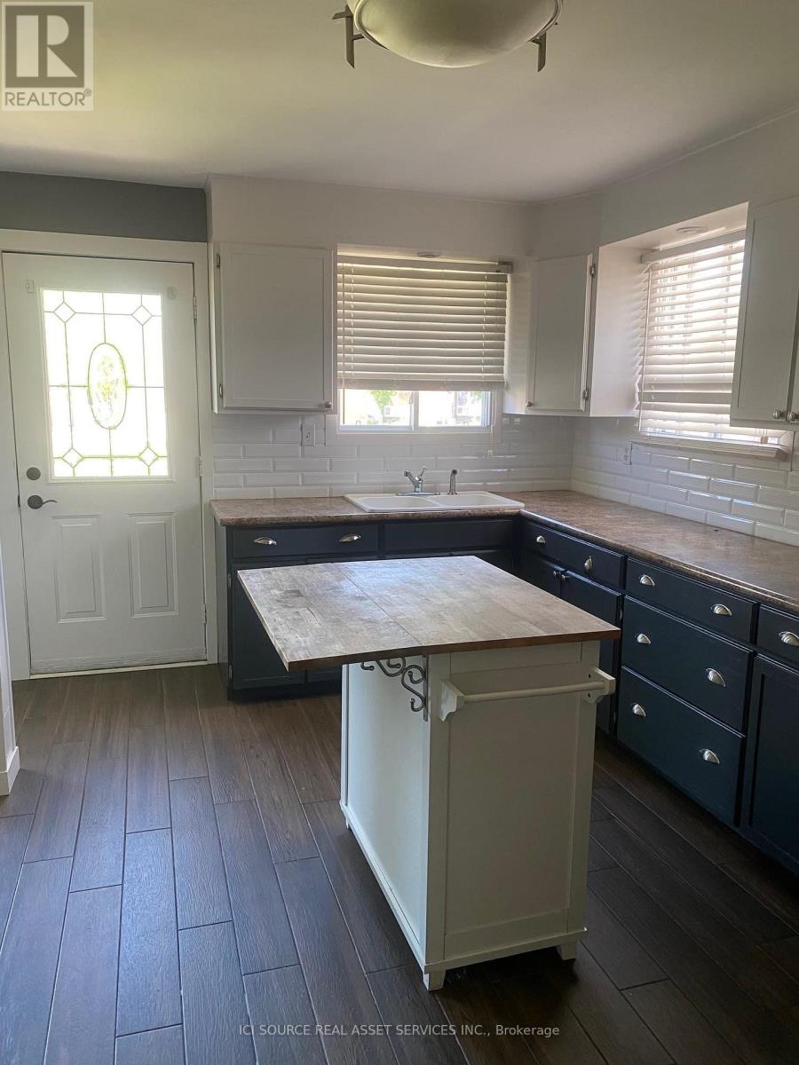 Main Fl - 2972 Grandview Street, Windsor, Ontario  N8T 2L6 - Photo 7 - X12653756