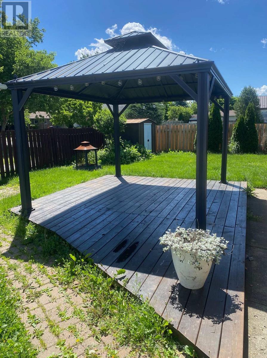 Main Fl - 2972 Grandview Street, Windsor, Ontario  N8T 2L6 - Photo 9 - X12653756