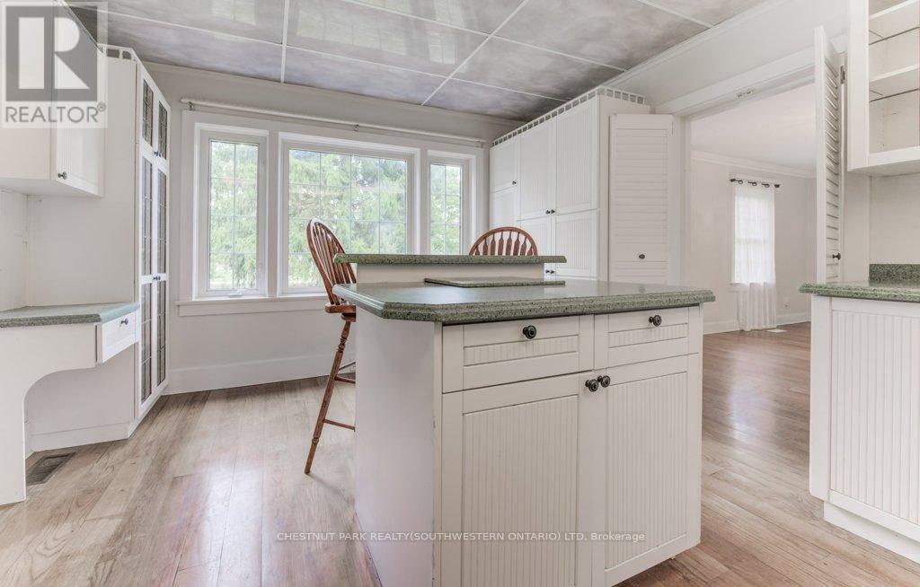 177 Piper Street, North Dumfries, Ontario  N0B 1E0 - Photo 10 - X12653776