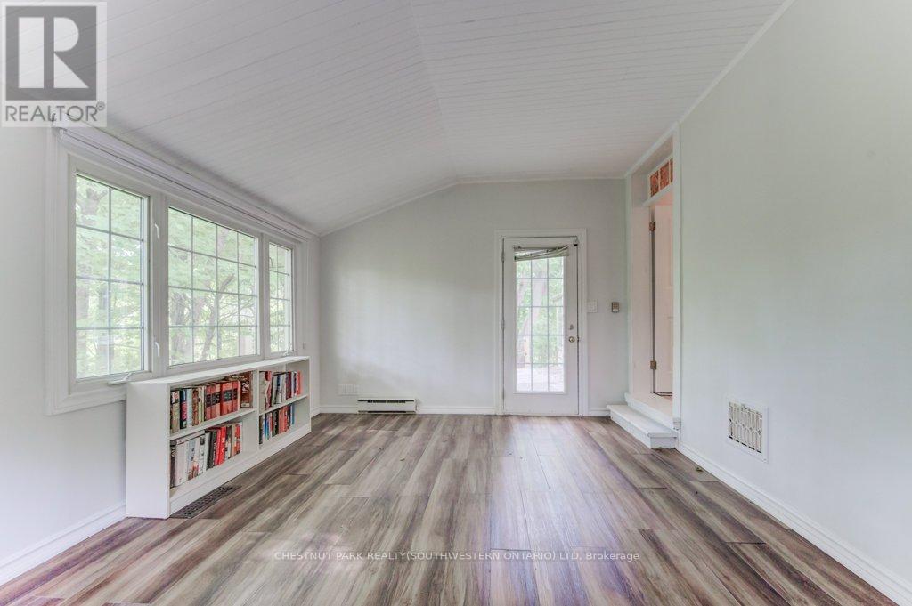 177 Piper Street, North Dumfries, Ontario  N0B 1E0 - Photo 29 - X12653776