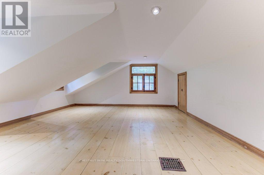 177 Piper Street, North Dumfries, Ontario  N0B 1E0 - Photo 31 - X12653776