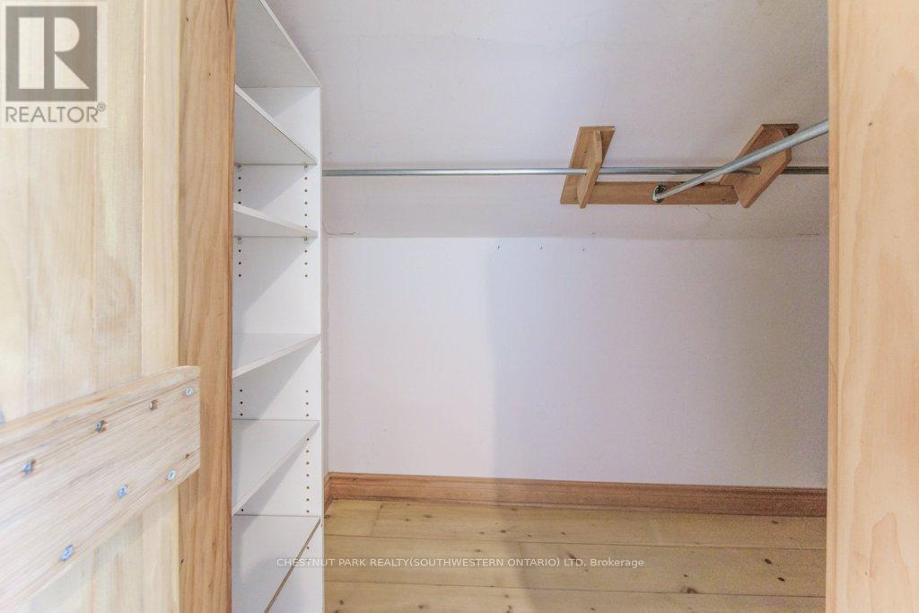 177 Piper Street, North Dumfries, Ontario  N0B 1E0 - Photo 36 - X12653776