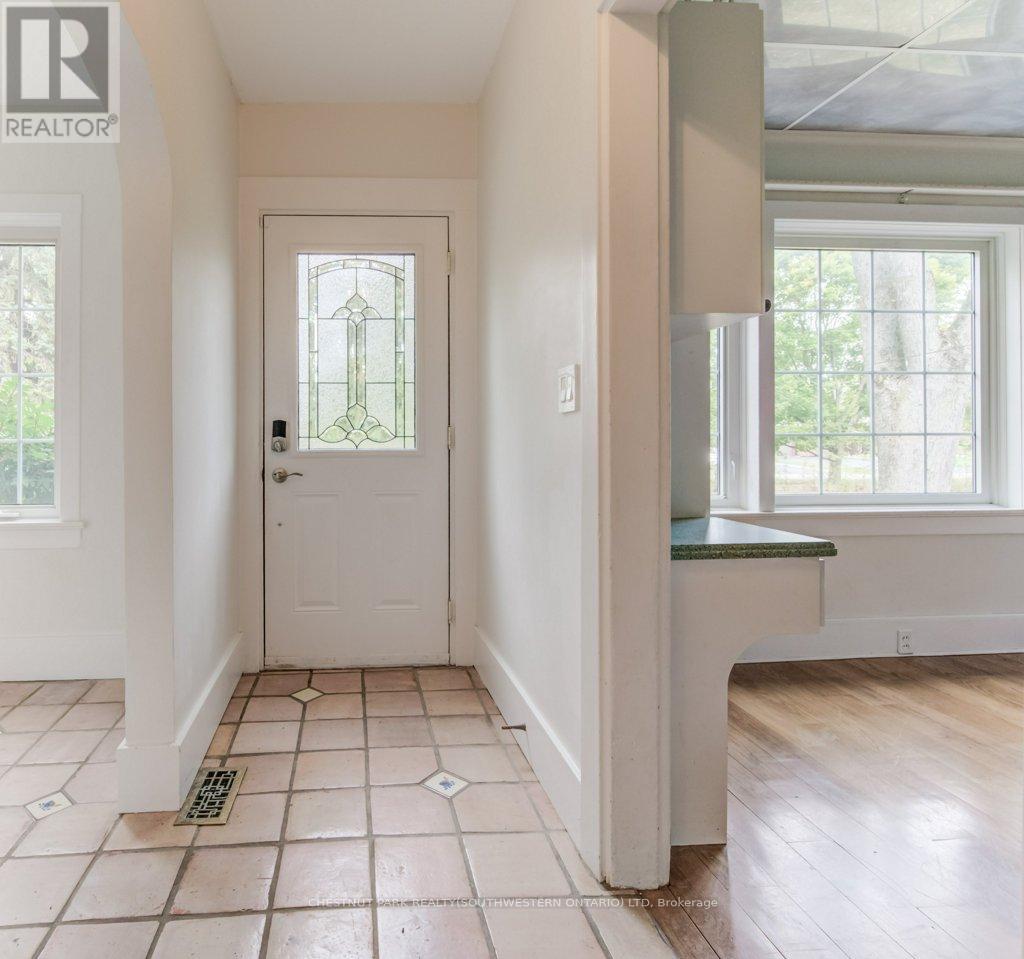 177 Piper Street, North Dumfries, Ontario  N0B 1E0 - Photo 6 - X12653776