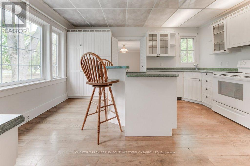 177 Piper Street, North Dumfries, Ontario  N0B 1E0 - Photo 7 - X12653776