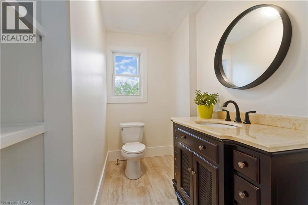 543 Vine Street, St. Catharines, Ontario  L2M 3T5 - Photo 17 - 40774257