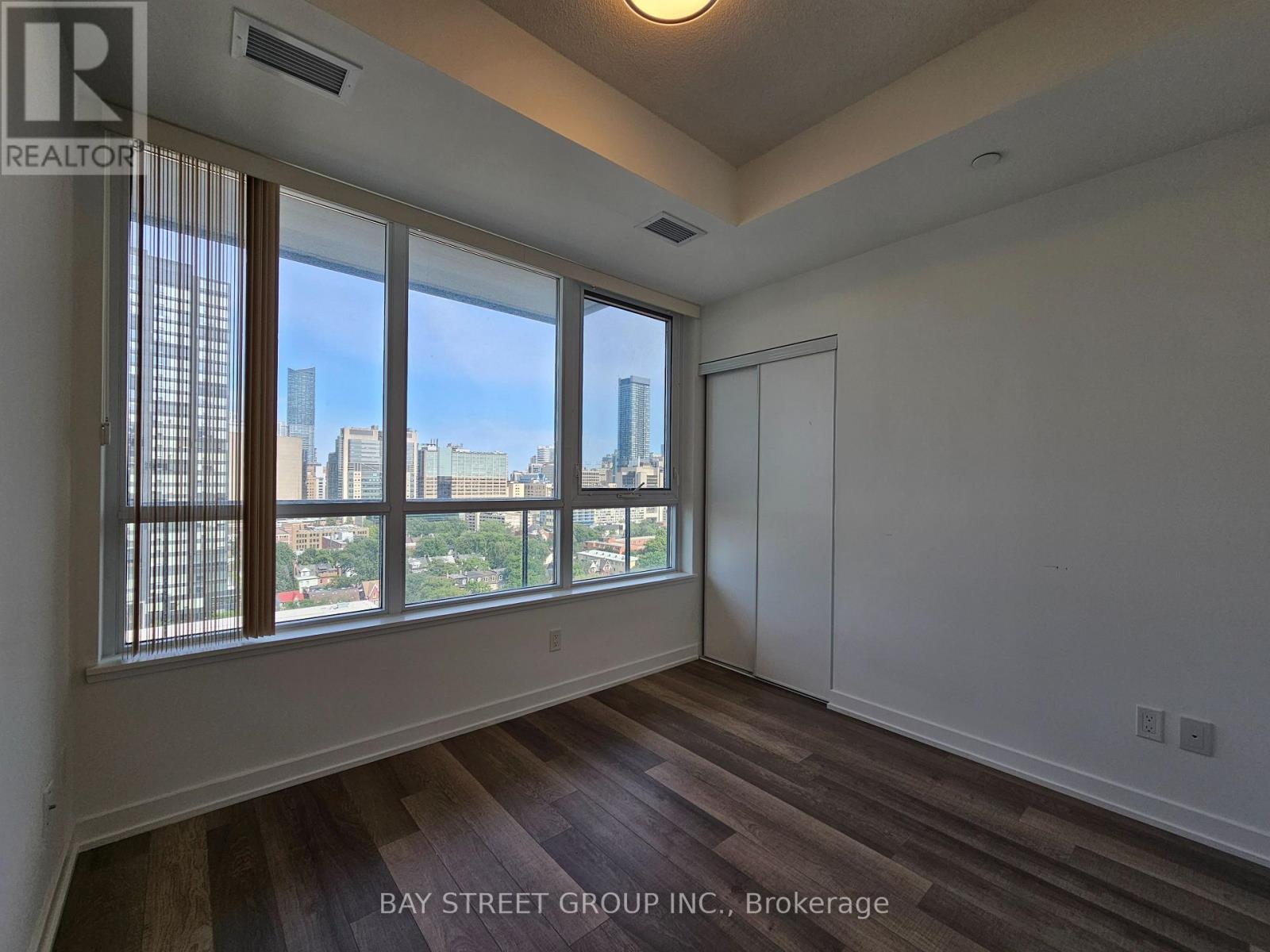 1508 - 181 Huron Street, Toronto, Ontario  M5T 0C1 - Photo 13 - C12653780