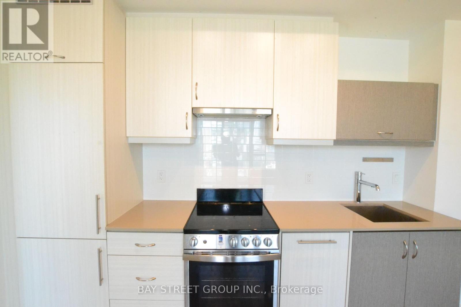 1508 - 181 Huron Street, Toronto, Ontario  M5T 0C1 - Photo 7 - C12653780