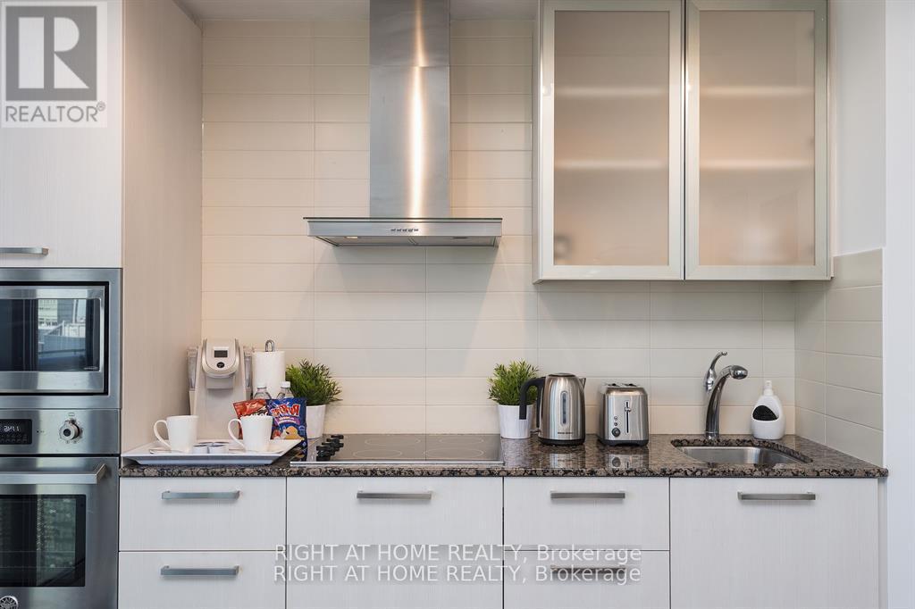 4906 - 12 York Street, Toronto, Ontario  M5J 2Z2 - Photo 14 - C12653794