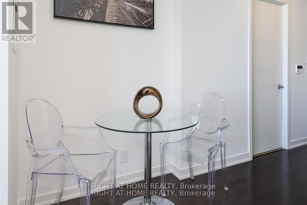 4906 - 12 York Street, Toronto, Ontario  M5J 2Z2 - Photo 17 - C12653794