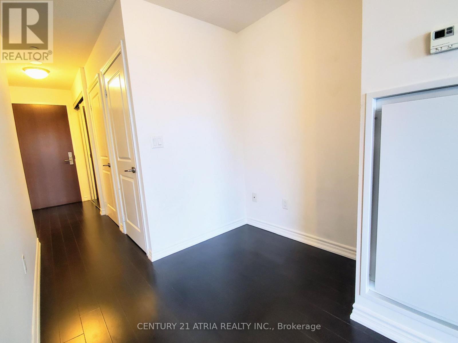 1207 - 386 Yonge Street, Toronto, Ontario  M5B 0A5 - Photo 7 - C12653820