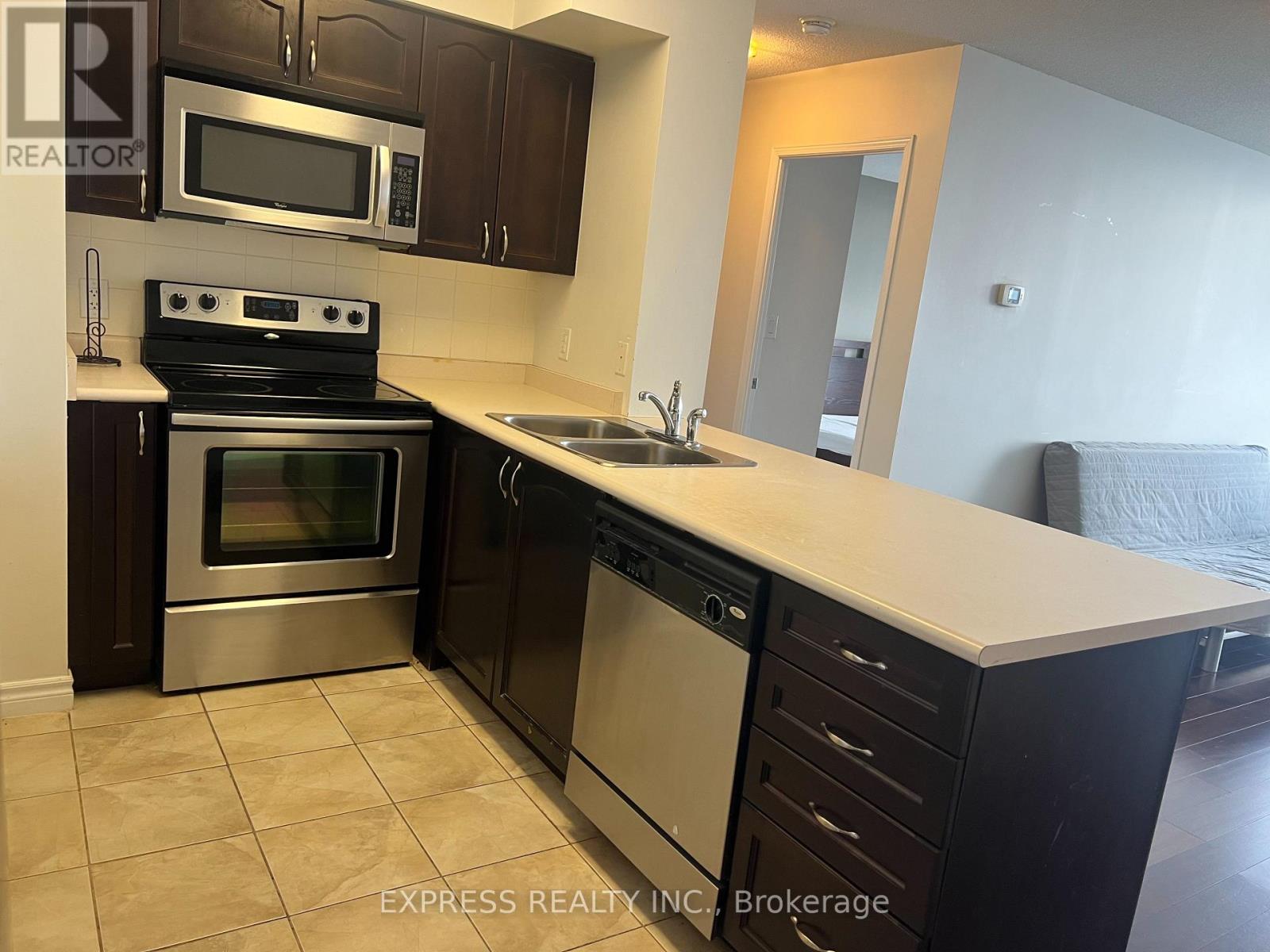 2301 - 35 Hollywood Avenue, Toronto, Ontario  M2N 0A9 - Photo 3 - C12653826