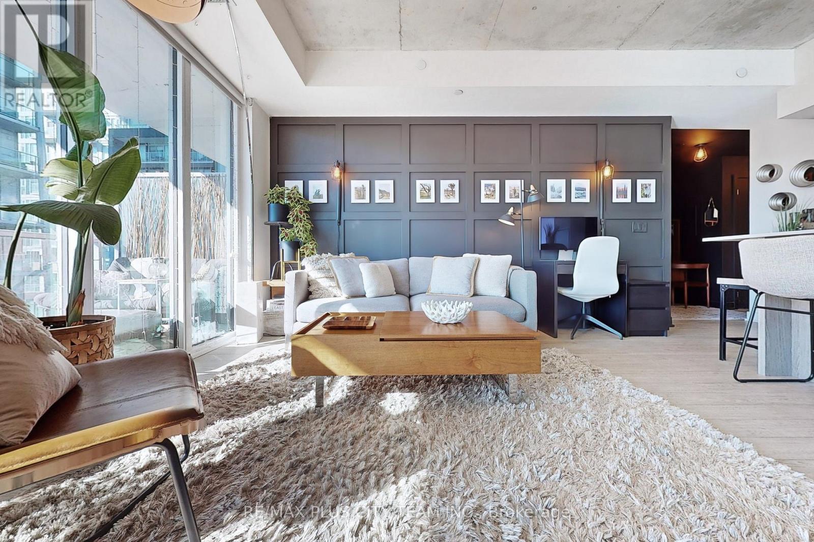 807 - 25 Baseball Place, Toronto, Ontario  M4M 0E7 - Photo 3 - E12653810