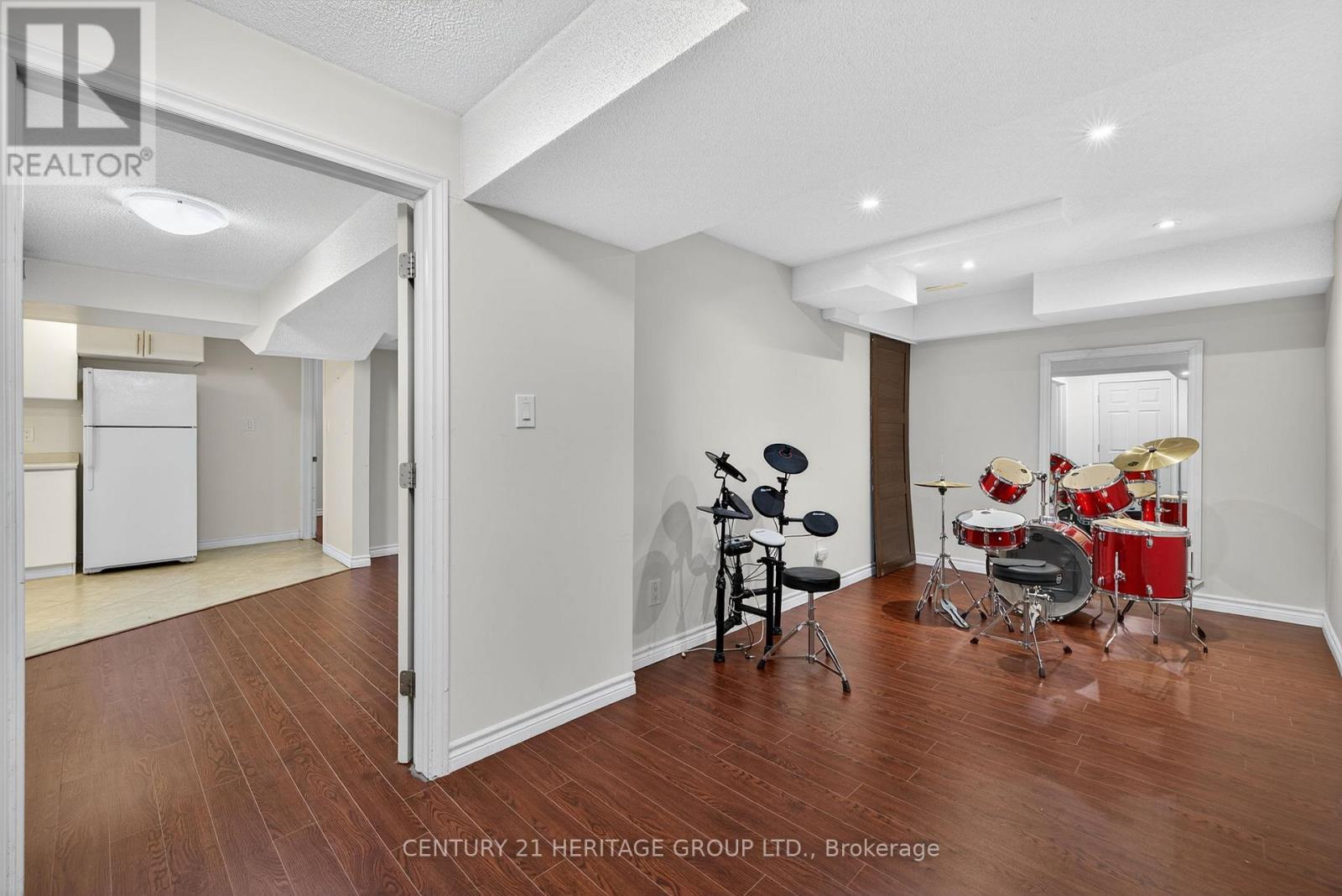 5 Booth Street, Bradford West Gwillimbury (Bradford), Ontario  L3Z 0A3 - Photo 29 - N12653786