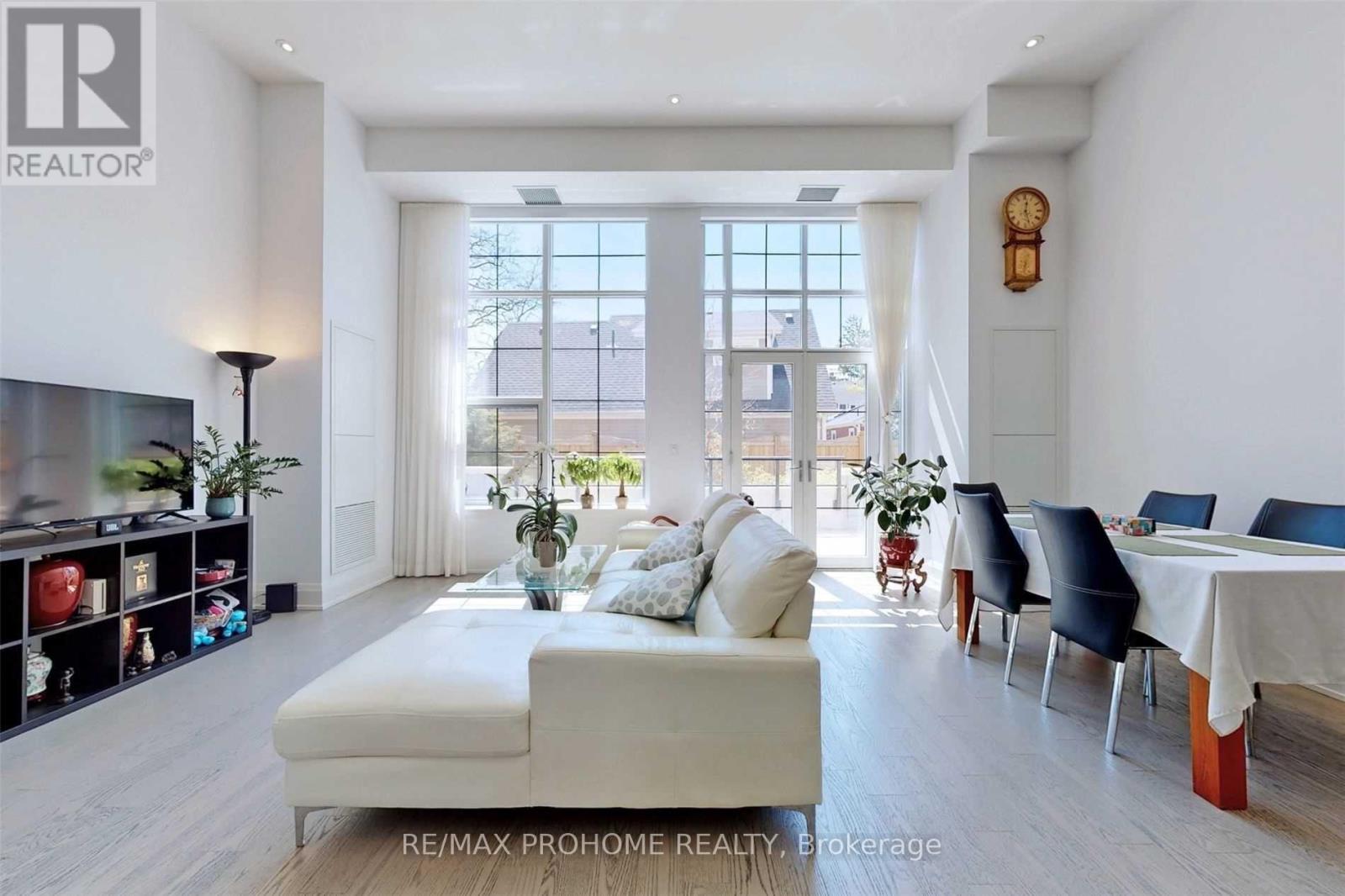 108 - 20 Fred Varley Drive, Markham, Ontario  L3R 1S4 - Photo 9 - N12653830