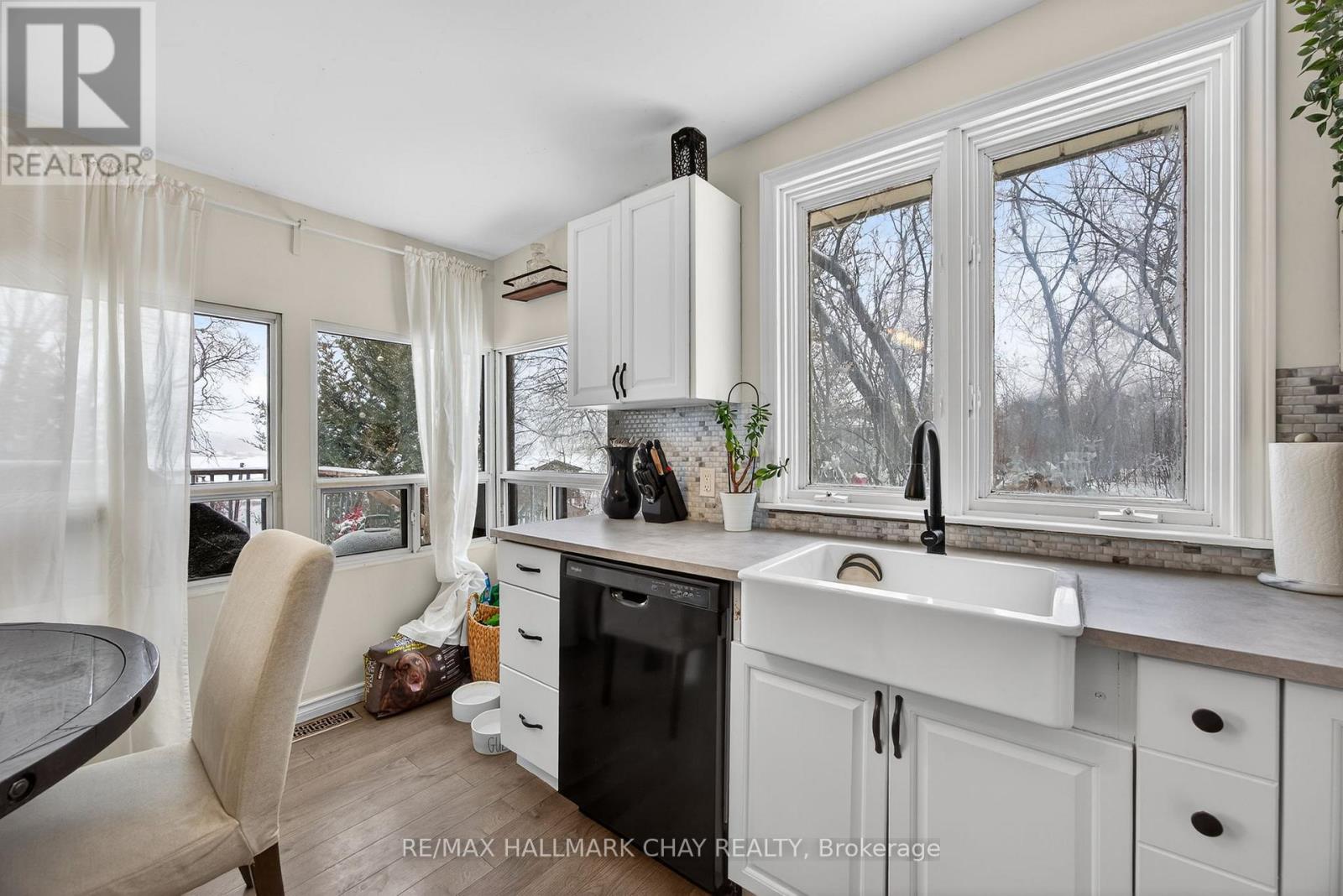 6 Balsam Street, Tay (Waubaushene), Ontario  L0K 2C0 - Photo 17 - S12653836