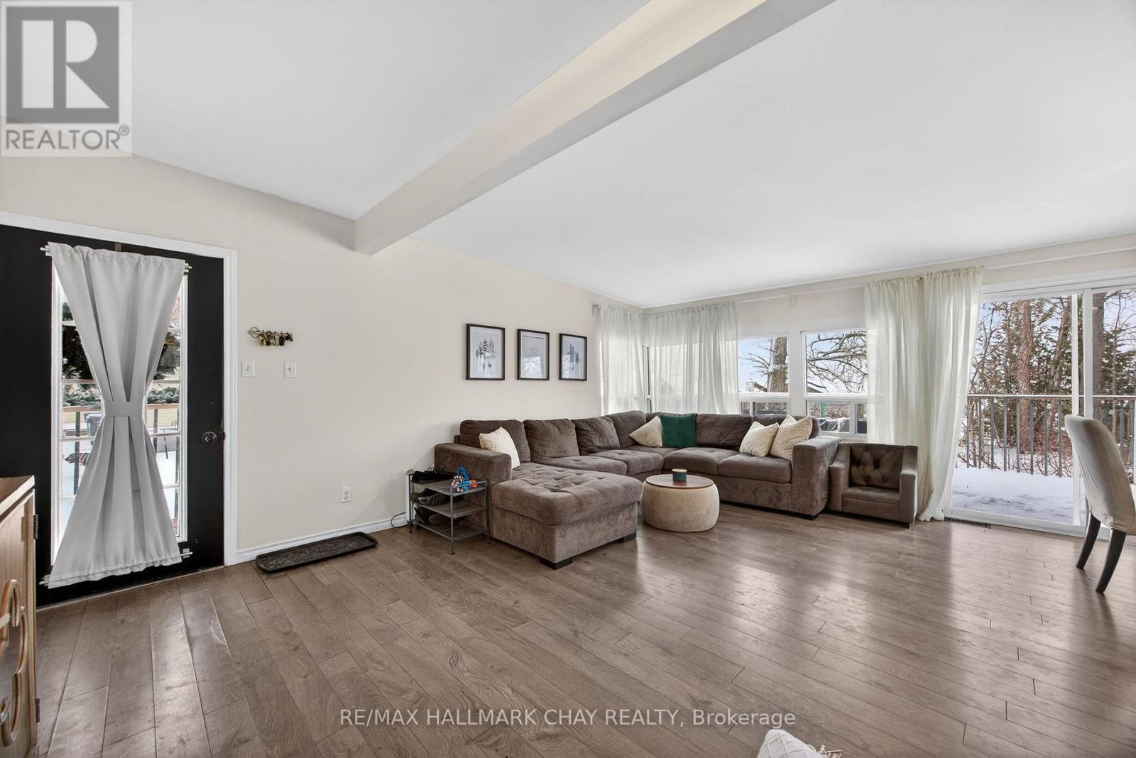 6 Balsam Street, Tay (Waubaushene), Ontario  L0K 2C0 - Photo 7 - S12653836