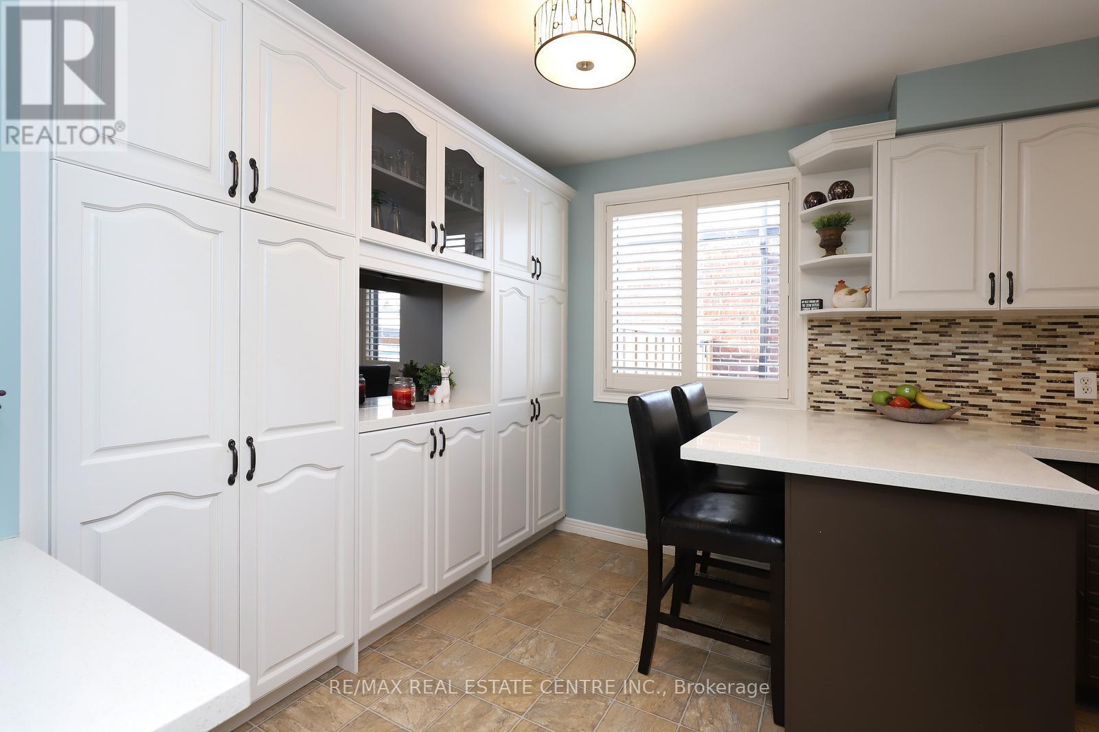 284 Ridge Drive, Milton, Ontario  L9T 1X3 - Photo 14 - W12653802