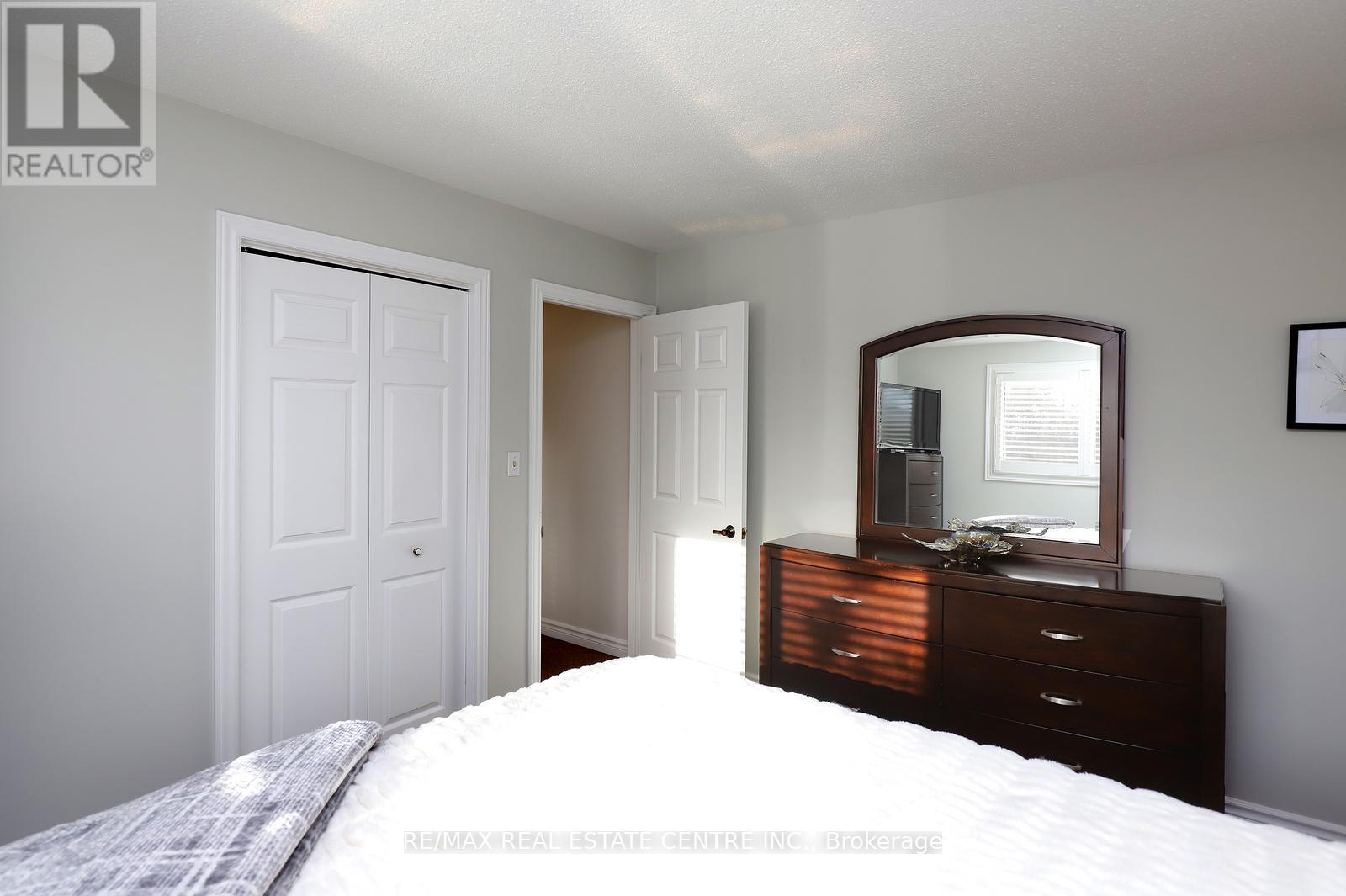 284 Ridge Drive, Milton, Ontario  L9T 1X3 - Photo 17 - W12653802