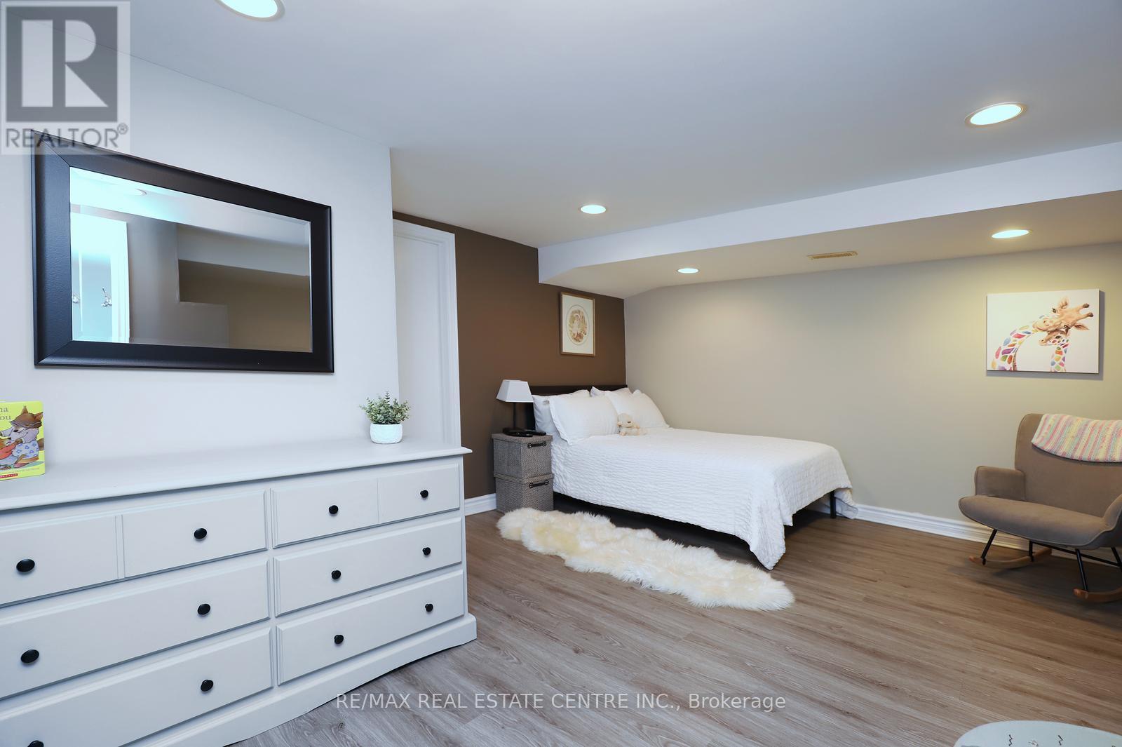 284 Ridge Drive, Milton, Ontario  L9T 1X3 - Photo 28 - W12653802