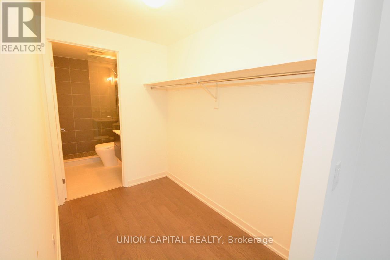 306 - 530 Indian Grove, Toronto, Ontario  M6P 2J2 - Photo 2 - W12653824