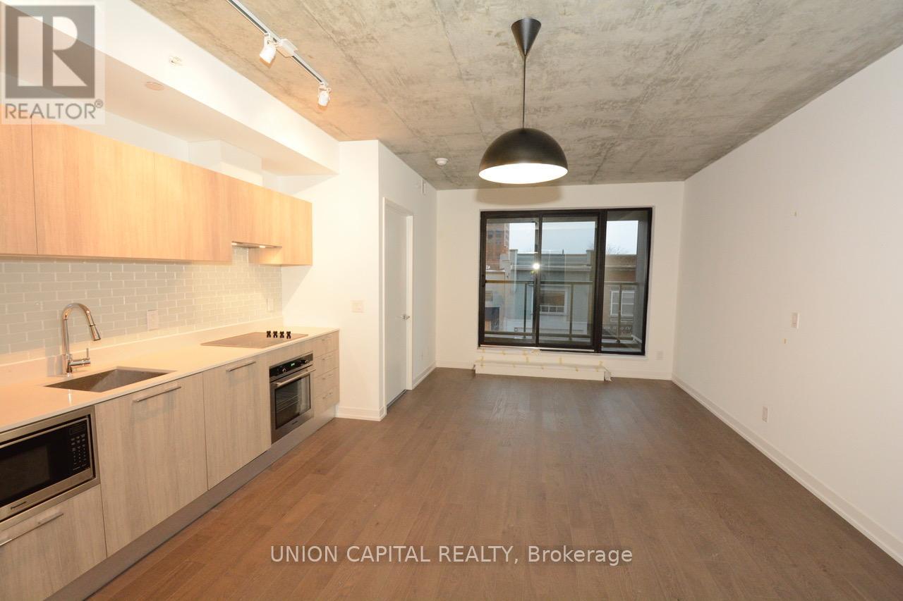 306 - 530 Indian Grove, Toronto, Ontario  M6P 2J2 - Photo 3 - W12653824