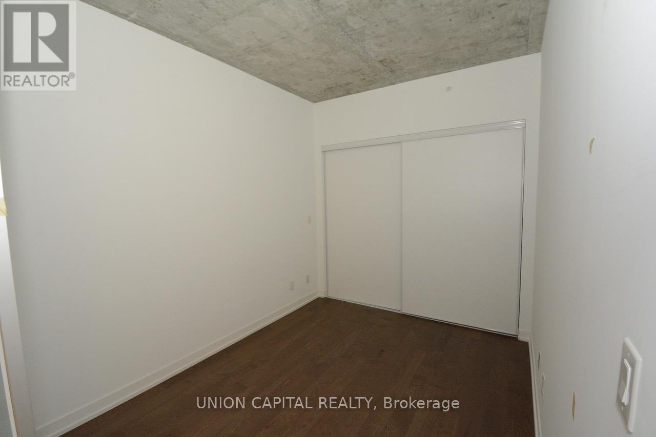 306 - 530 Indian Grove, Toronto, Ontario  M6P 2J2 - Photo 7 - W12653824