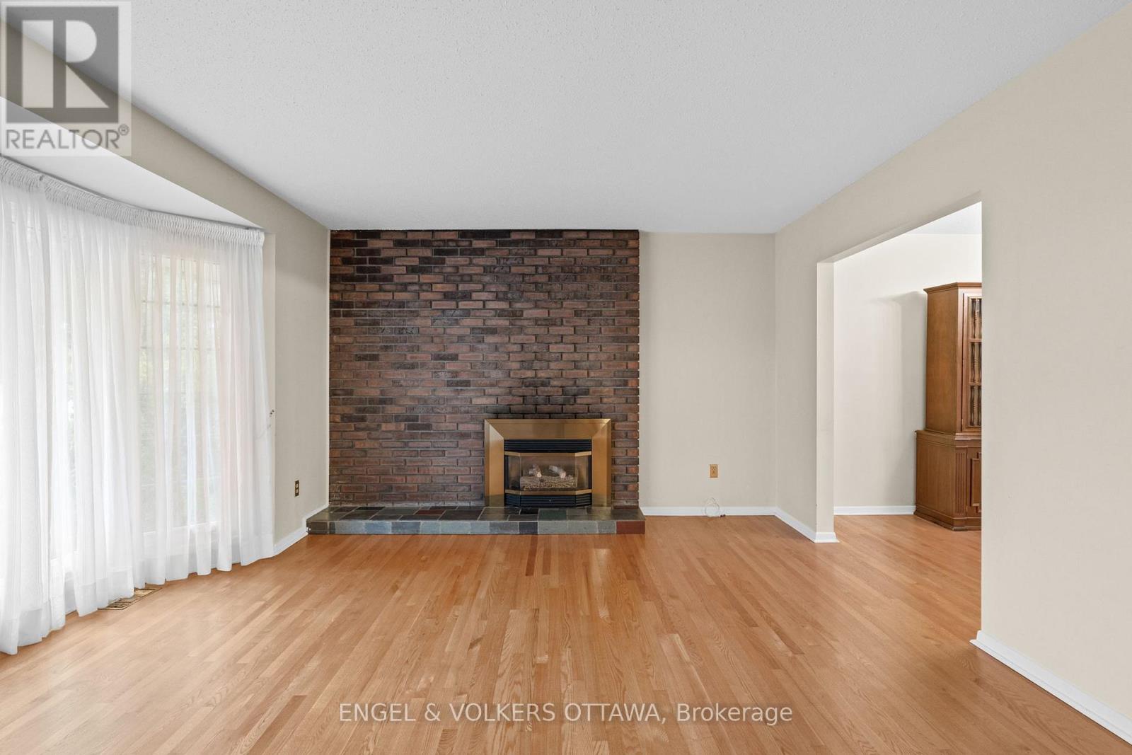 3348 Kodiak Street, Ottawa, Ontario  K1V 7S8 - Photo 8 - X12631662