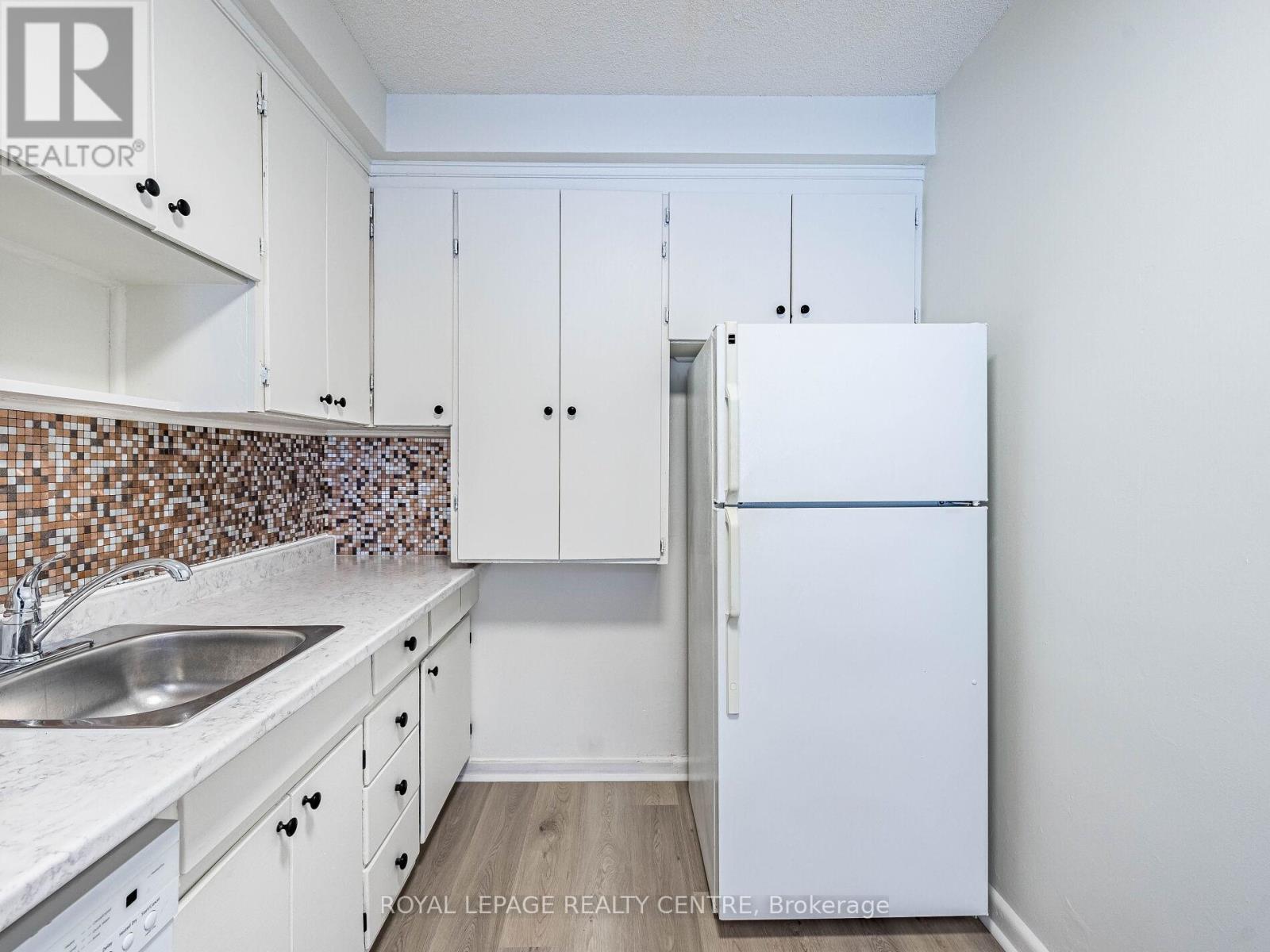 Apt. #1 - 341 Sheppard Avenue E, Toronto, Ontario  M2N 3B3 - Photo 13 - C12652896