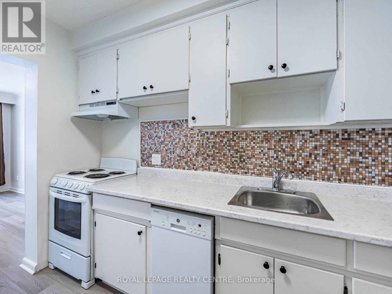 Apt. #1 - 341 Sheppard Avenue E, Toronto, Ontario  M2N 3B3 - Photo 14 - C12652896