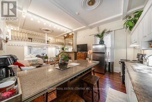 A - 68 Scott Street, Brampton, Ontario  L6V 1S3 - Photo 9 - W12653316