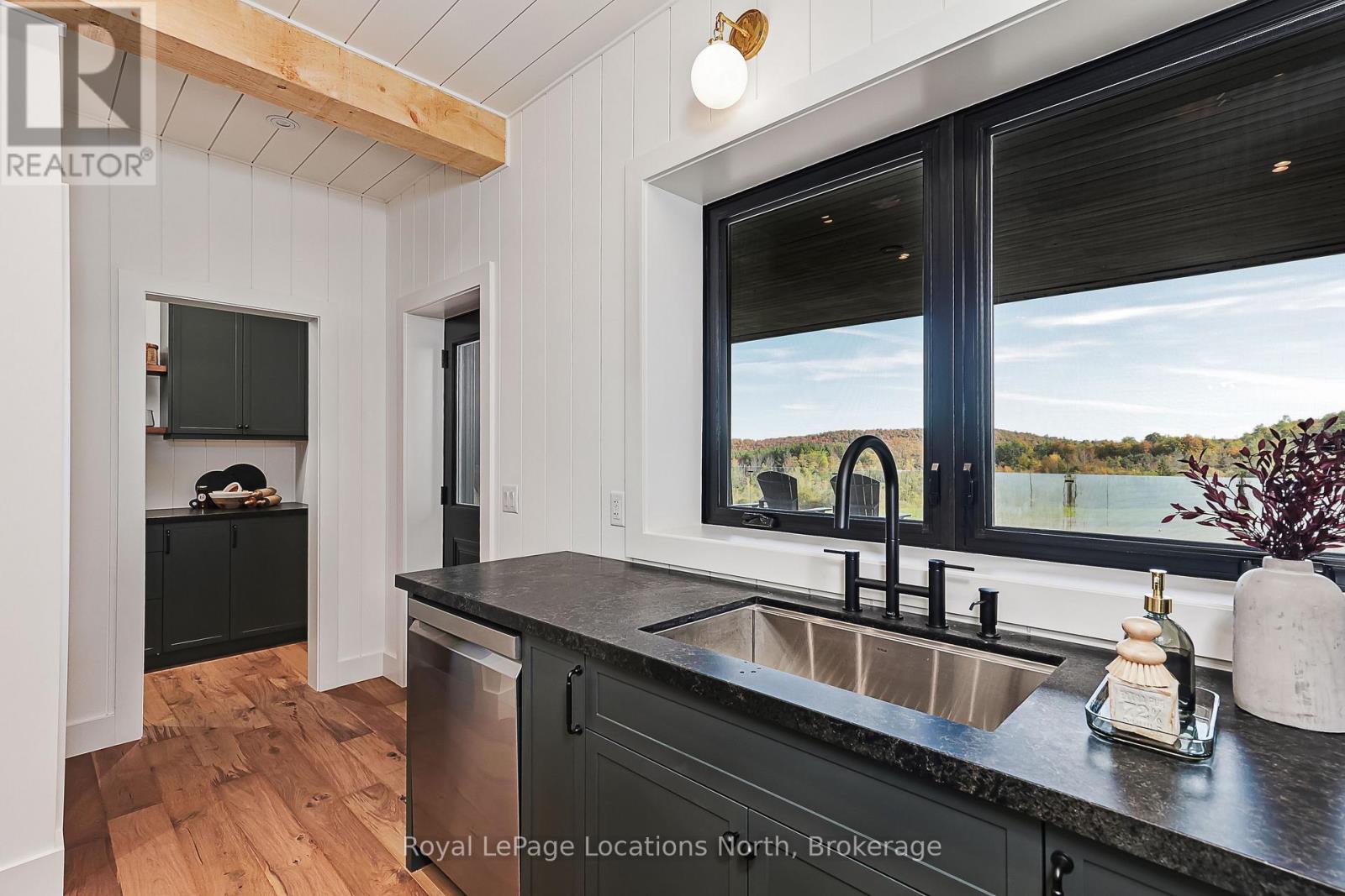 635019 Pretty River Road, Blue Mountains, Ontario  L0M 1P0 - Photo 9 - X12653856