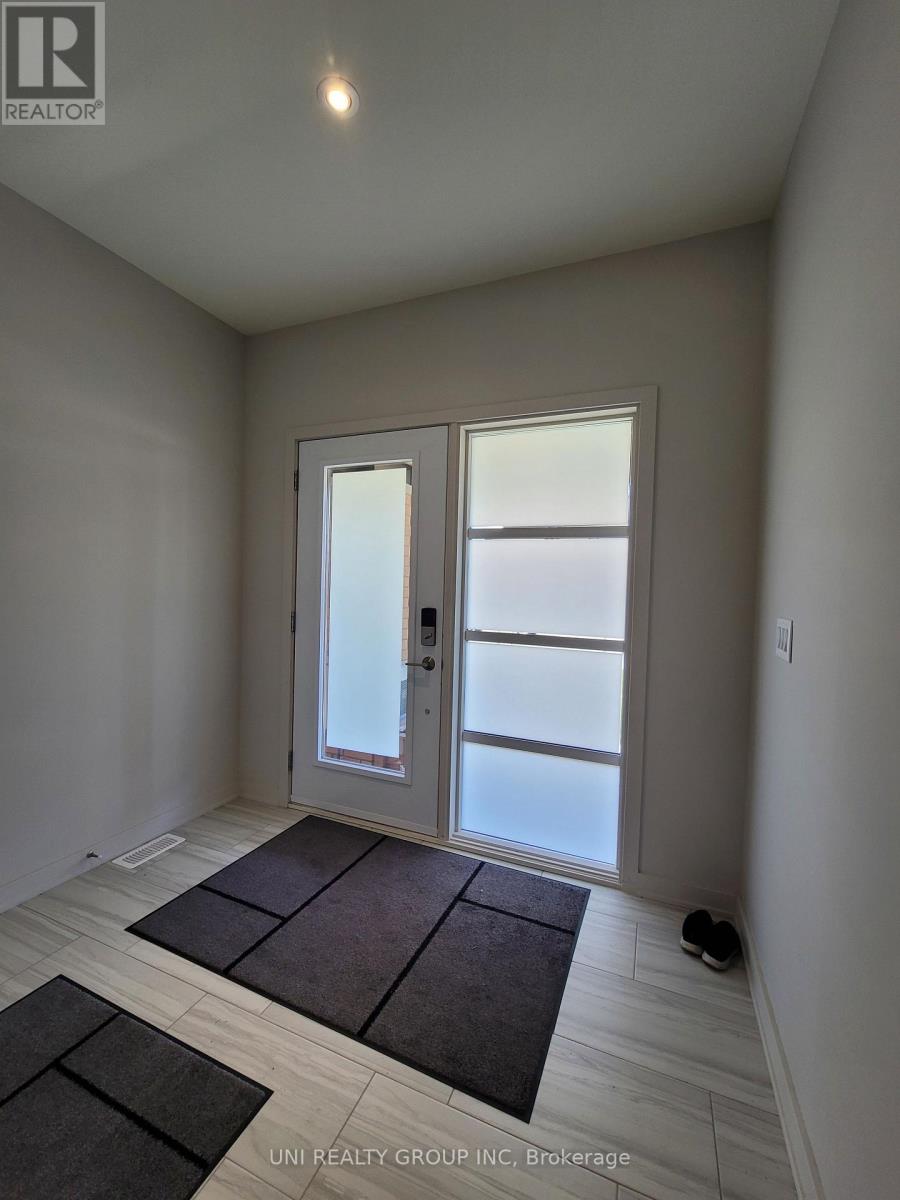 365 Big Dipper Street, Ottawa, Ontario  K4M 0J3 - Photo 4 - X12653850