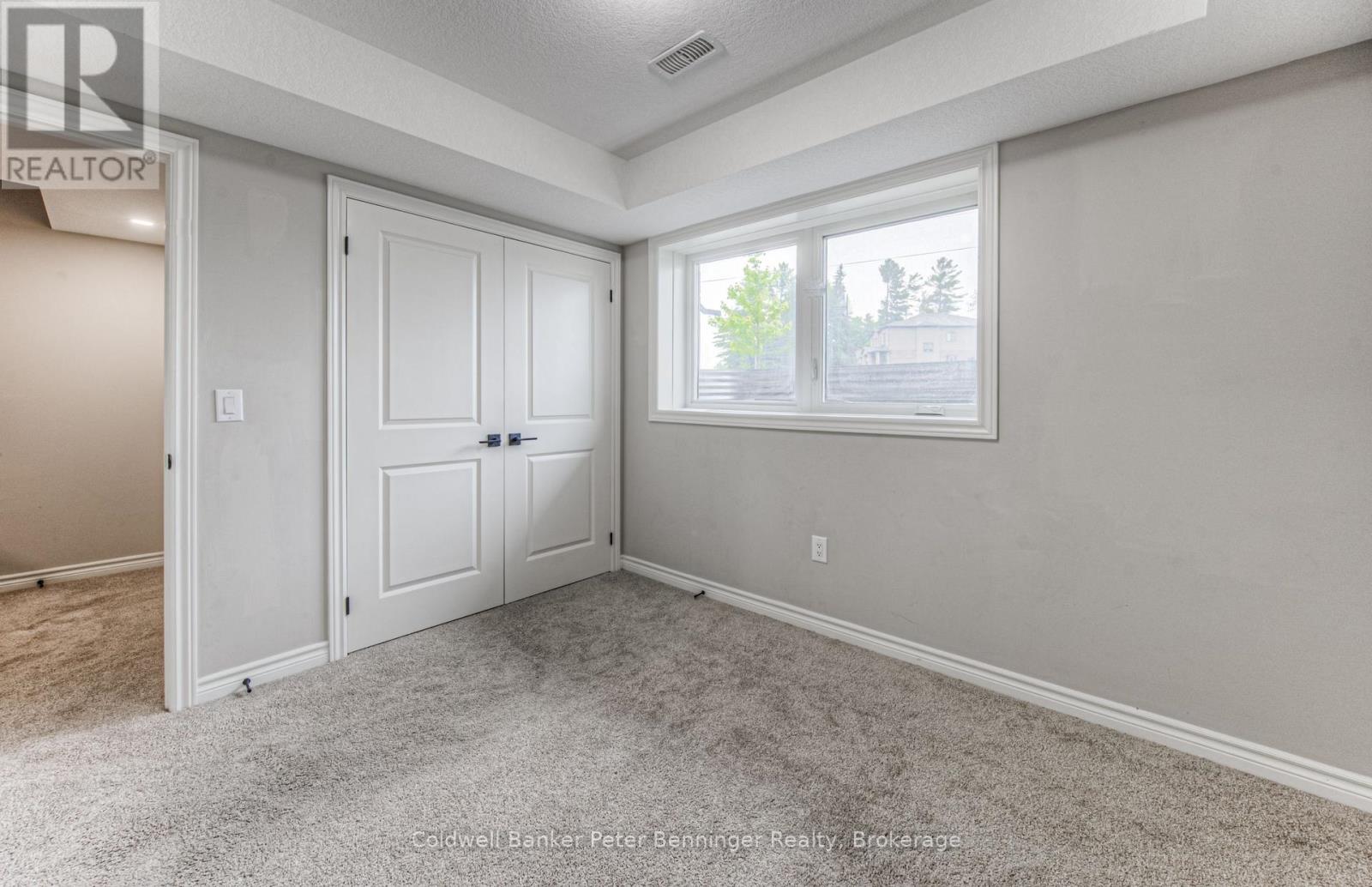 253 Chapel Hill Drive, Kitchener, Ontario  N2R 0S4 - Photo 26 - X12550058