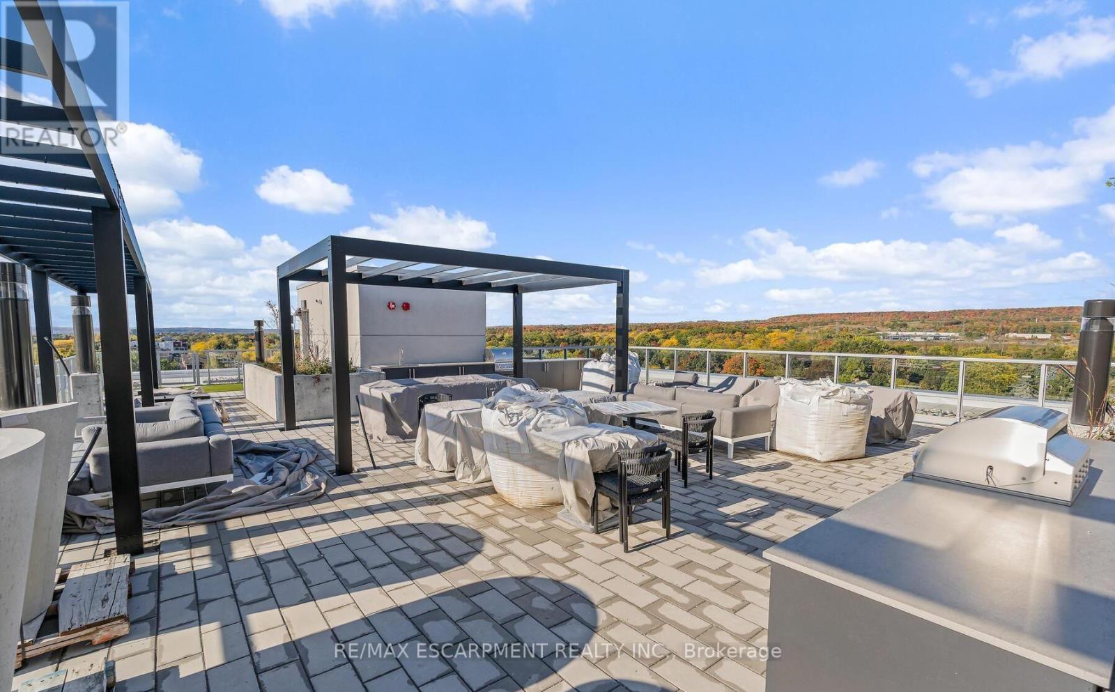 102 - 500 Plains Road E, Burlington, Ontario  L3T 2E1 - Photo 7 - W12652938